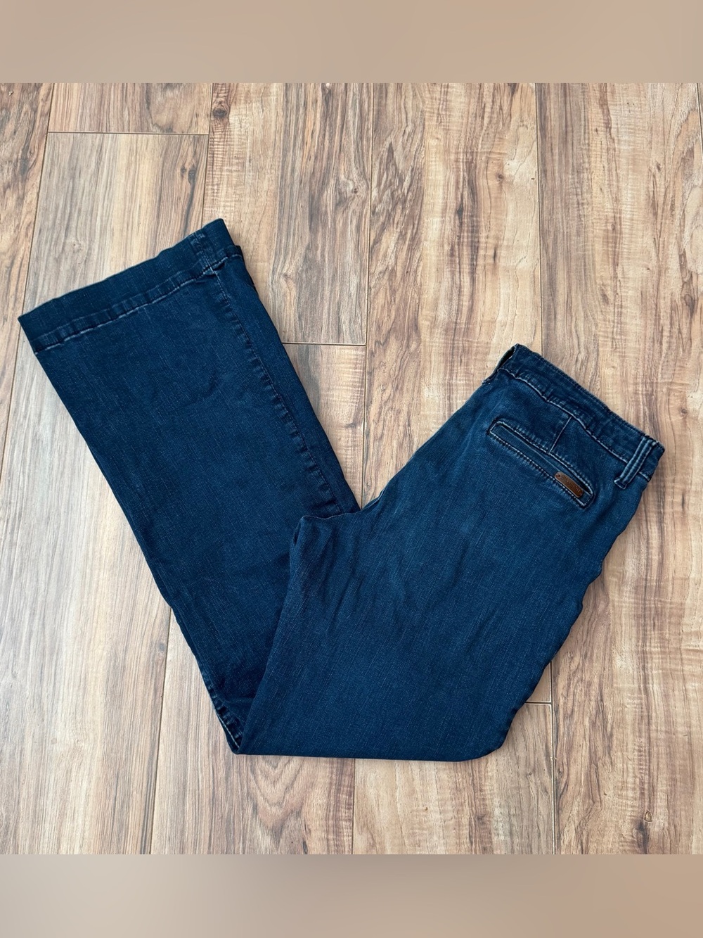 Wrangler Dark Blue Flare Trouser Jeans • Size: 29 x 32 but inseam measures 31